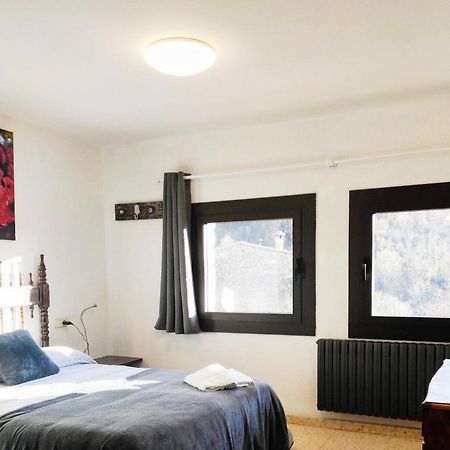 Hostal Moline Bruguera Bagian luar foto