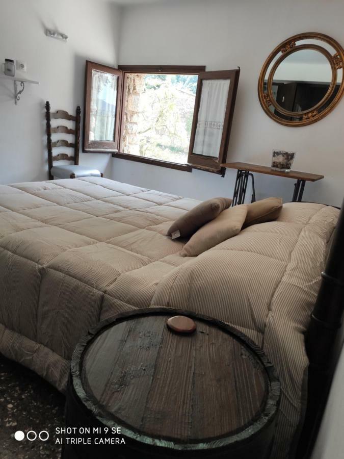 Hostal Moline Bruguera Bagian luar foto